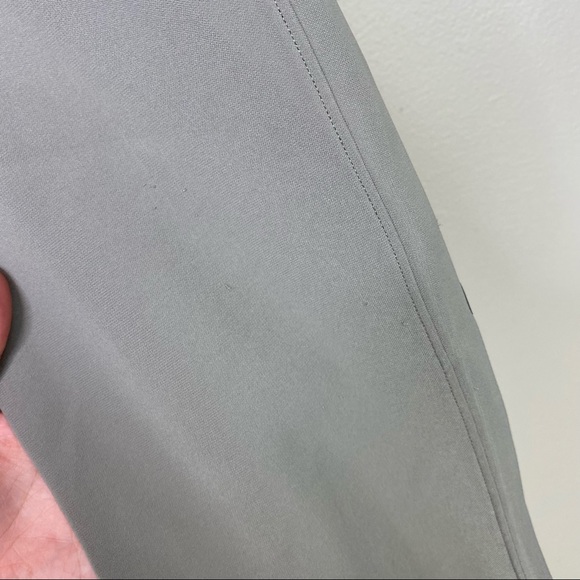 Lululemon On the Fly Jogger in a light taupe - Picture 7 of 12